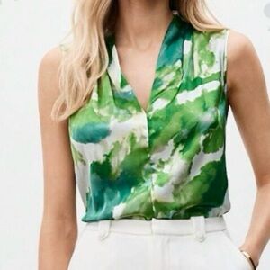 NWOT Pleated Tie-Dye Button Down Sleeveless V-Neck Blouse